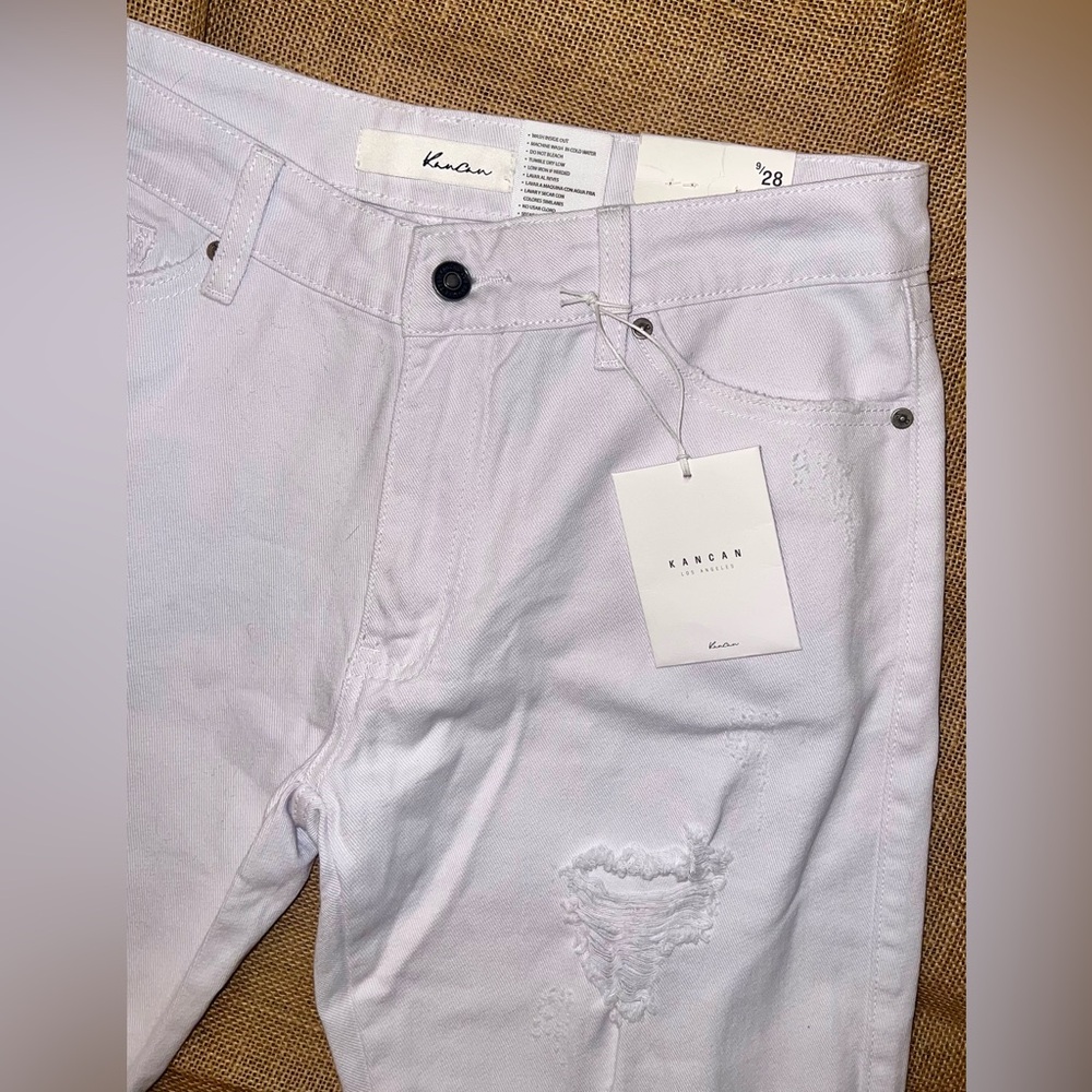 KanCan White Distressed Ankle Jeans